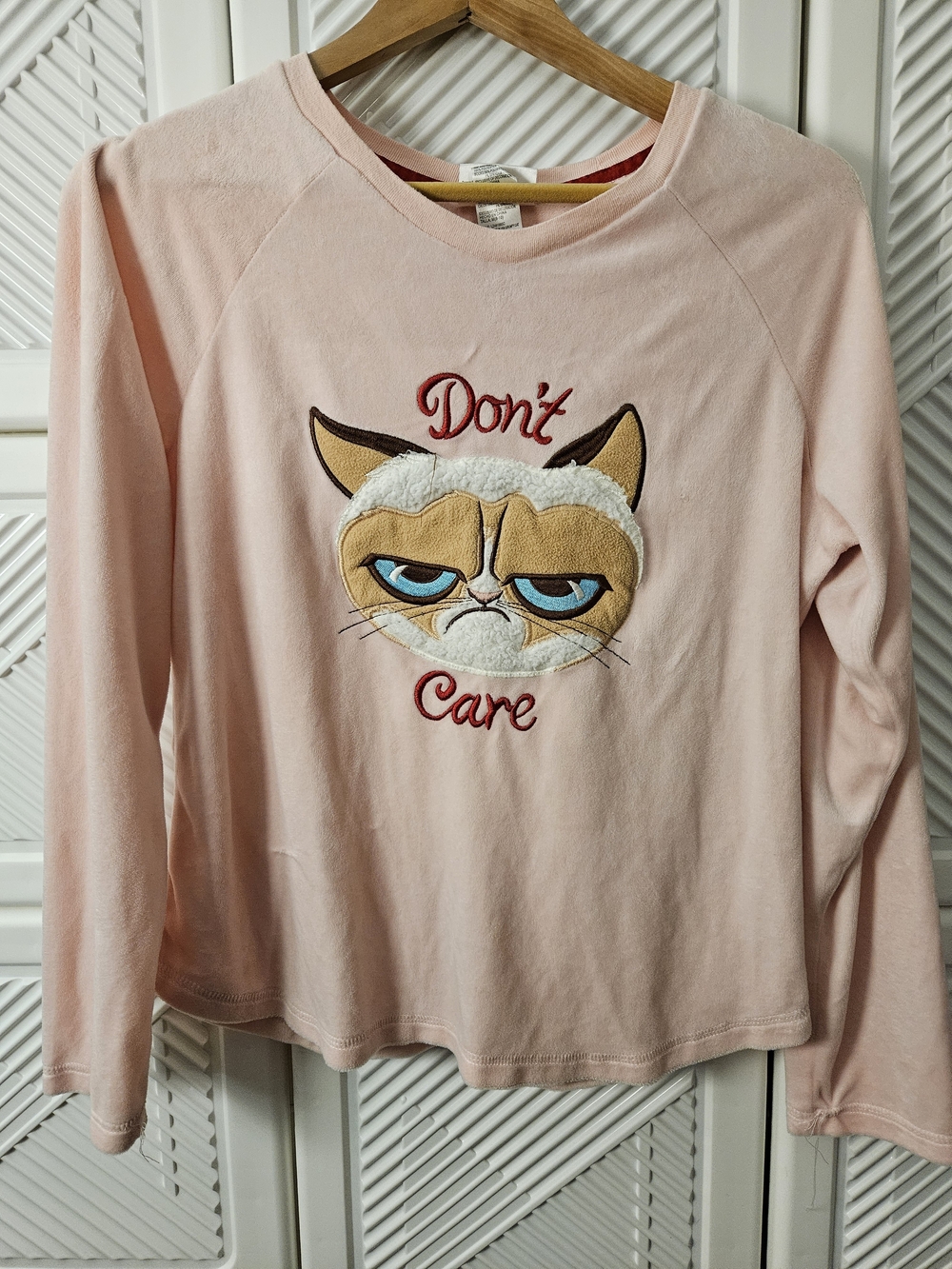 Girls' Pink 'Don't Care' Cat Face Long-Sleeve Pajama Top